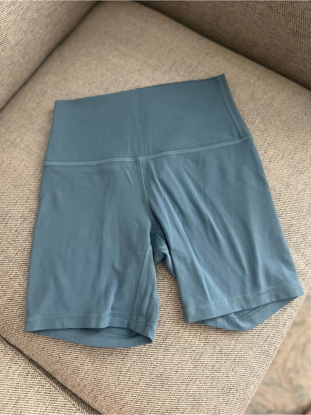 Lululemon align shorts blue size 4